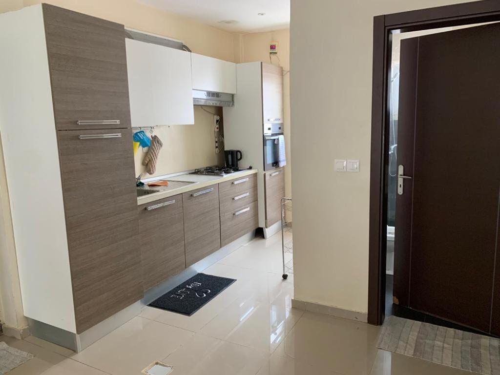 Appartement A Residence De La Paix Dakar Buitenkant foto