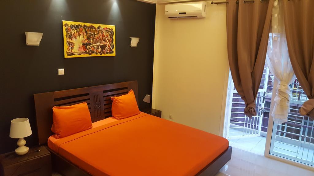 Appartement A Residence De La Paix Dakar Buitenkant foto